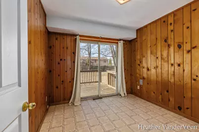 5439 Averill Avenue SW, Grand Rapids, MI 49548 - Photo 11