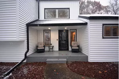 70631 Sunrise Drive, Edwardsburg, MI 49112 - Photo 9