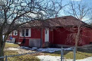 203 Hinckley Blvd, Jackson, MI 49203 - Photo 1