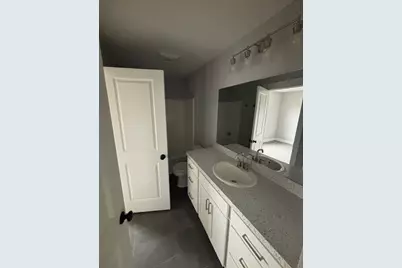 4011 Groveland Avenue SW, Wyoming, MI 49519 - Photo 7