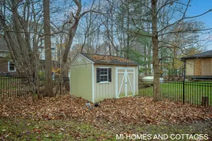 7128 116th Ave, Fennville, MI 49408 - Photo 35