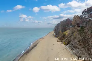 7128 116th Ave, Fennville, MI 49408 - Photo 5