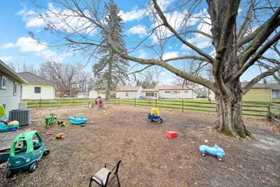 3657 Roosevelt Circle, Jackson, MI 49203 - Photo 7