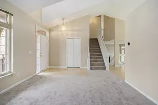 5913 Lafayette Ln, Ann Arbor, MI 48103 - Photo 5