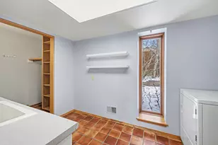 3730 Burns Ct, Ann Arbor, MI 48105 - Photo 13