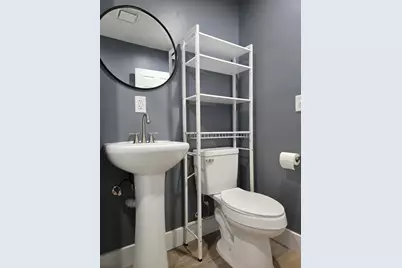 114 W Berry Avenue, Lansing, MI 48910 - Photo 25