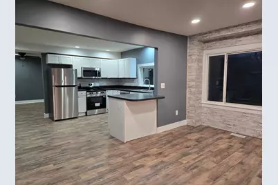 114 W Berry Avenue, Lansing, MI 48910 - Photo 7