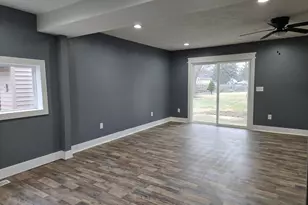 114 W Berry Ave, Lansing, MI 48910 - Photo 11