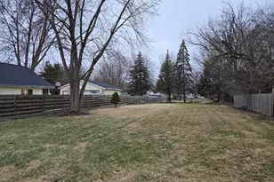 114 W Berry Ave, Lansing, MI 48910 - Photo 35