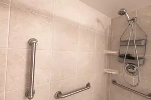 1655 Riverside Dr, Rochester Hills, MI 48309 - Photo 23