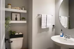 6269 Wilmington Dr, Norton Shores, MI 49444 - Photo 35