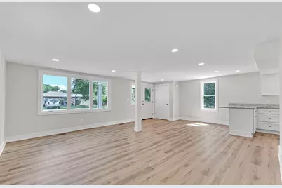 9045 Hillcrest Drive, Whitmore Lake, MI 48189 - Photo 11