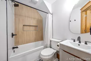 20 Dean St NW, Grand Rapids, MI 49505 - Photo 17