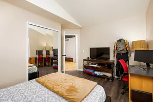 7034 Hogan Dr, Ypsilanti, MI 48197 - Photo 29