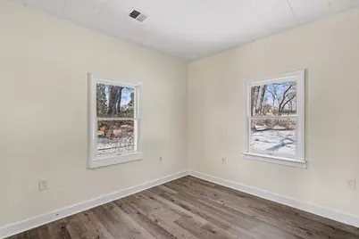 54 S Sheridan Drive, Muskegon, MI 49442 - Photo 7