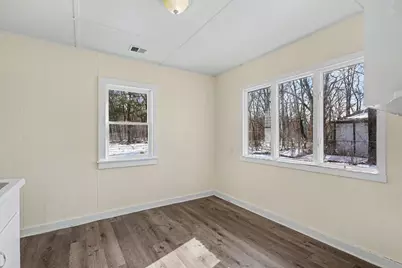 54 S Sheridan Drive, Muskegon, MI 49442 - Photo 5