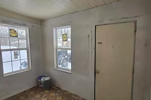 831 La Salle St, Benton Harbor, MI 49022 - Photo 9