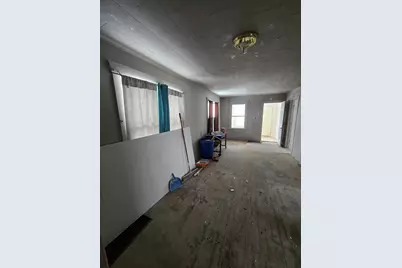 831 La Salle Street, Benton Harbor, MI 49022 - Photo 11