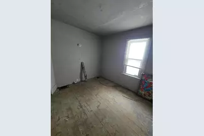 831 La Salle Street, Benton Harbor, MI 49022 - Photo 13