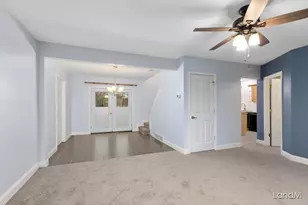 2206 Woodward Ave, Kalamazoo, MI 49007 - Photo 9