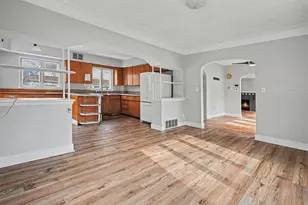 2326 S Burdick St, Kalamazoo, MI 49001 - Photo 11