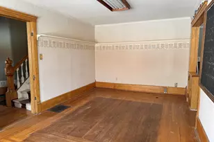 504 S Superior St, Albion, MI 49224 - Photo 7