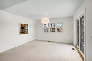 542 Heritage Dr, Ann Arbor, MI 48105 - Photo 17