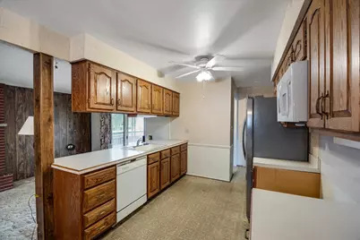 38240 Tottenham Road, Sterling Heights, MI 48312 - Photo 9