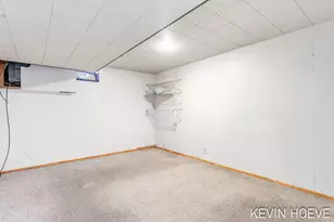 746 Riley St, Holland, MI 49424 - Photo 41