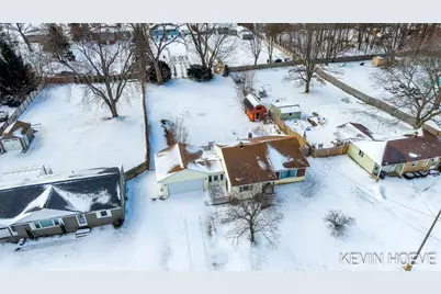 746 Riley Street, Holland, MI 49424 - Photo 13