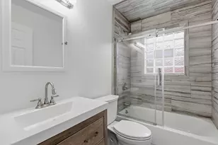 31272 Burton St, Saint Clair Shores, MI 48082 - Photo 13