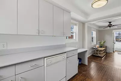 31272 Burton Street, Saint Clair Shores, MI 48082 - Photo 7