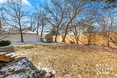 617 Rosewood Avenue SE, East Grand Rapids, MI 49506 - Photo 23