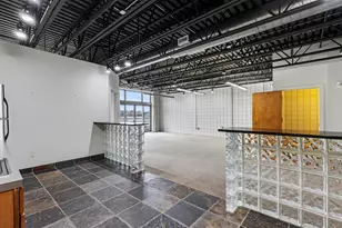 801 Monroe Ave NW, Grand Rapids, MI 49503 - Photo 9