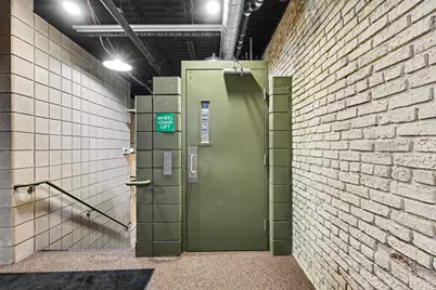 801 NW Monroe Avenue NW #105, Grand Rapids, MI 49503 - Photo 5