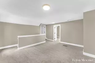 914 Leonard St NE, Grand Rapids, MI 49503 - Photo 19