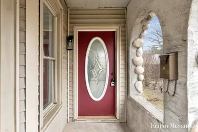 914 Leonard Street NE, Grand Rapids, MI 49503 - Photo 3