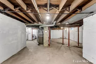 914 Leonard St NE, Grand Rapids, MI 49503 - Photo 27