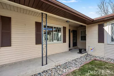 7425 Pinegrove Drive, Jenison, MI 49428 - Photo 13