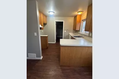 26935 California Street, Taylor, MI 48180 - Photo 5