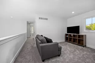 8106 Shenandoah Ln, Howard City, MI 49329 - Photo 19