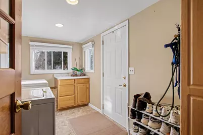 430 S Benton Street, Hastings, MI 49058 - Photo 15