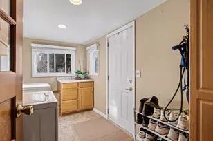 430 S Benton St, Hastings, MI 49058 - Photo 15