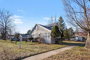430 S Benton St, Hastings, MI 49058 - Photo 25