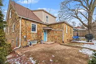 54 E Emmett Street E, Battle Creek, MI 49017 - Photo 23