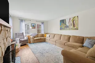 54 E Emmett Street E, Battle Creek, MI 49017 - Photo 3