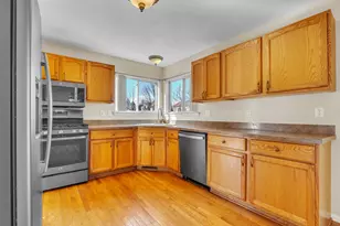 7835 Greene Farm Dr, Ypsilanti, MI 48197 - Photo 15