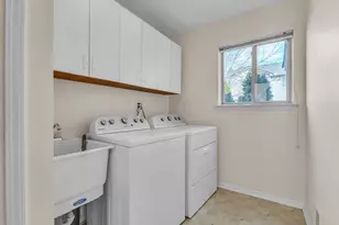 7835 Greene Farm Dr, Ypsilanti, MI 48197 - Photo 25