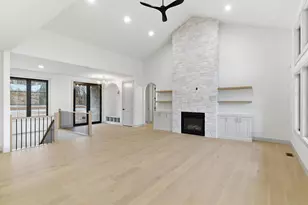 61121 Airpark Ln, Mattawan, MI 49071 - Photo 7