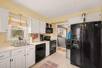 10040 Endicott Street, Belleville, MI 48111 - Photo 13